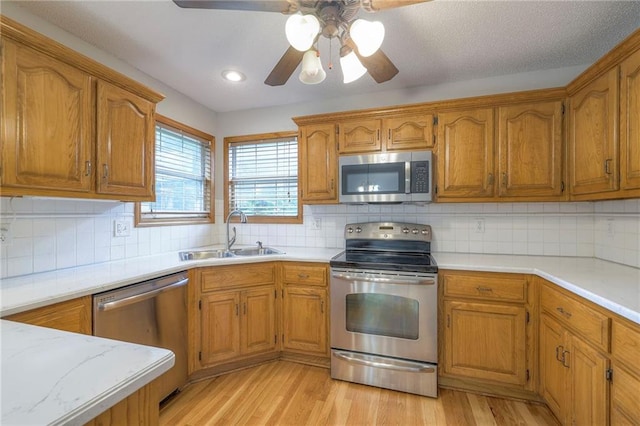 138 N Highland Dr, Raymore, MO 64083 - photo 22