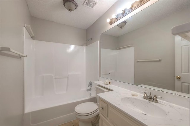 138 N Highland Dr, Raymore, MO 64083 - photo 23