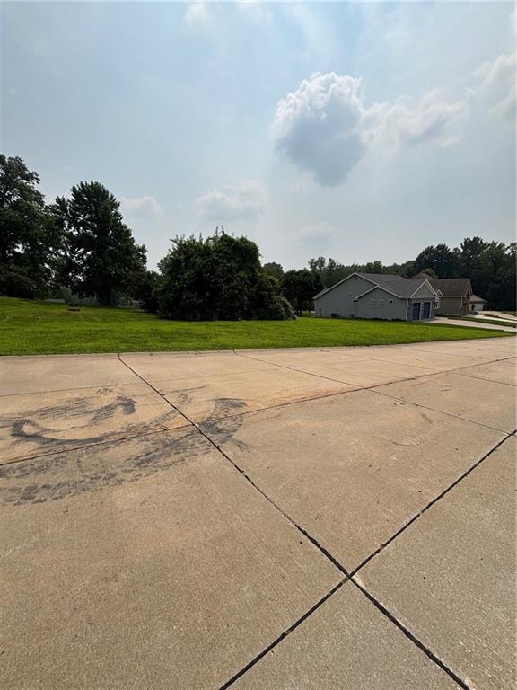 2607 Ashmat Ln, Saint Joseph, MO 64506 - photo 3