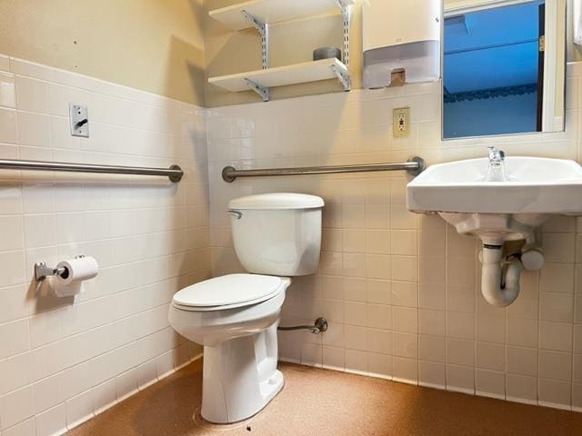 bathroom with toilet