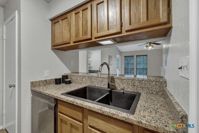 1202 Thorpe Ln Unit 708, San Marcos, TX 78666 - photo 10