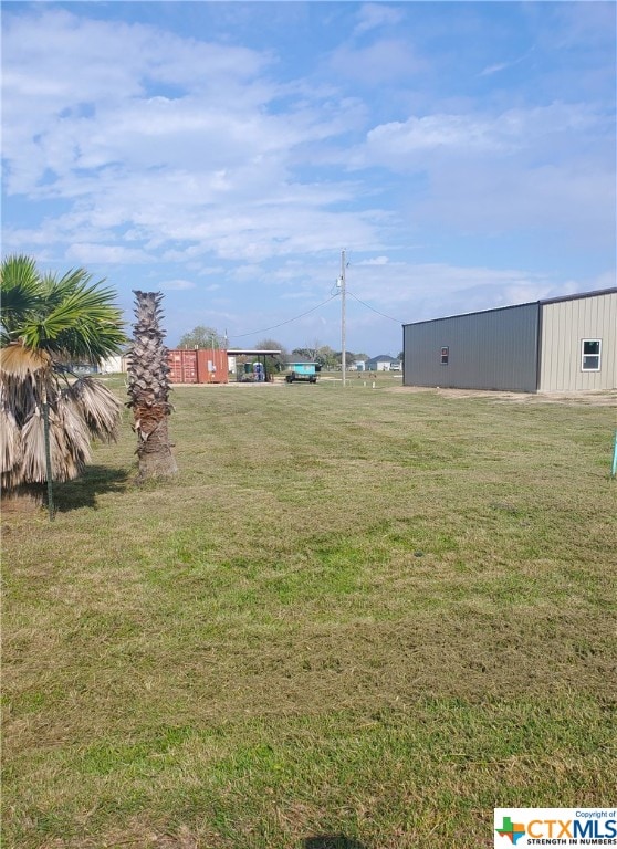 Listing photo 3 for 1208 W Dallas Ave, Seadrift TX 77983