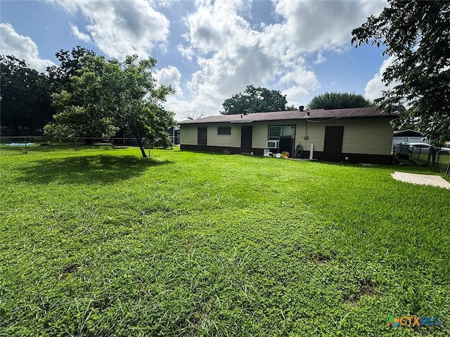 1606 Milam Dr, Victoria, TX 77901 - rear view of house