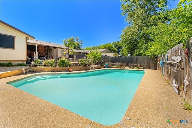 612 S 1st St, Copperas Cove, TX 76522 - view of pool with a fenced backyard