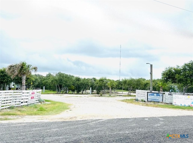 582 Adolfo Dr, Aransas Pass, TX 78336 - photo 1