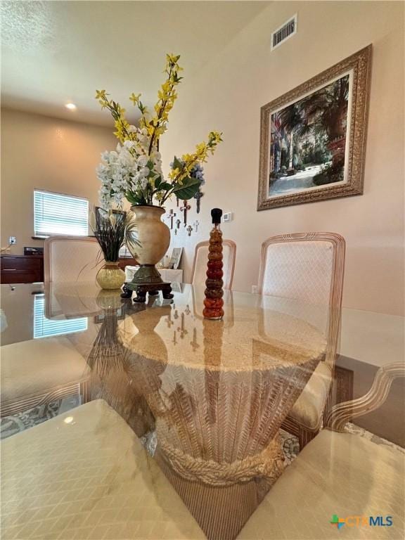 174 Riley Ln, Port Oconnor, TX 77982 - dining space with recessed lighting