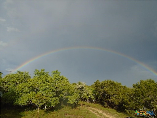 Listing photo 2 for 844 Plainview Rd, Wimberley TX 78676