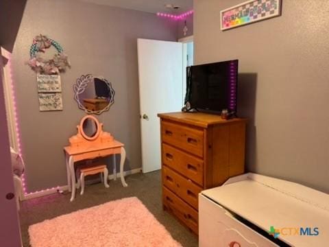 117 Clydesdale Ln, Victoria, TX 77904 - bedroom featuring carpet and baseboards