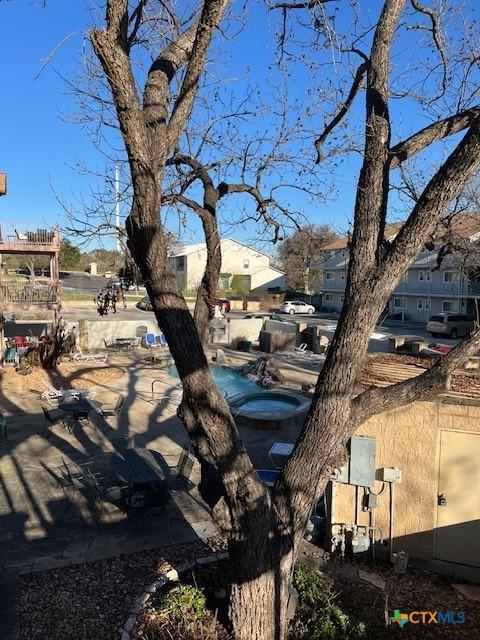 730 E Mather St Unit K203, New Braunfels, TX 78130 - view of yard