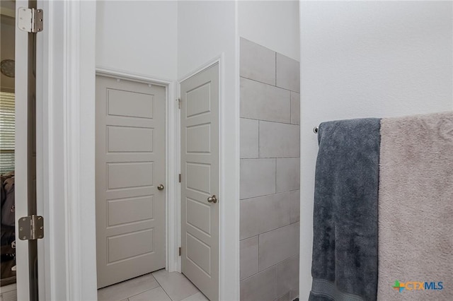 111 Dripping Spg, Victoria, TX 77904 - bathroom featuring tile patterned floors