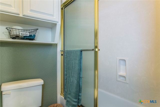 1306 Falcon Trl, Copperas Cove, TX 76522 - bathroom featuring toilet and tub / shower combination
