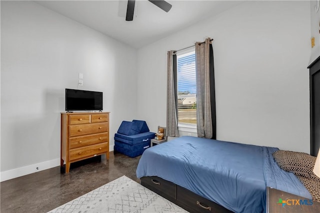 bedroom featuring ceiling fan