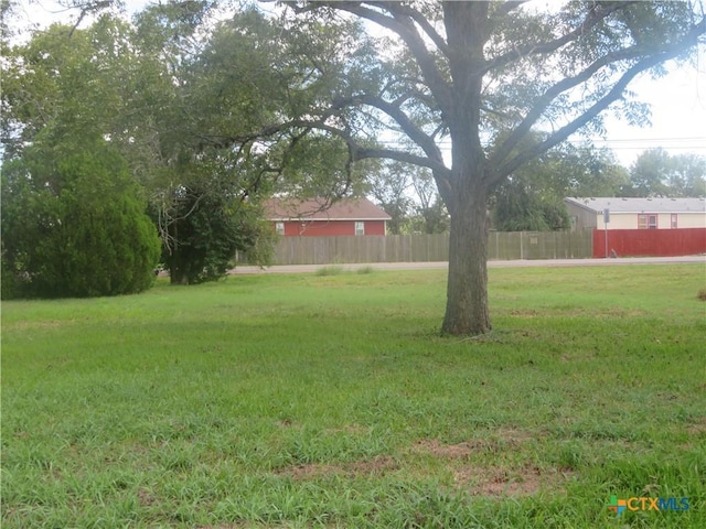 712 E Main St, Edna, TX 77957 - photo 8