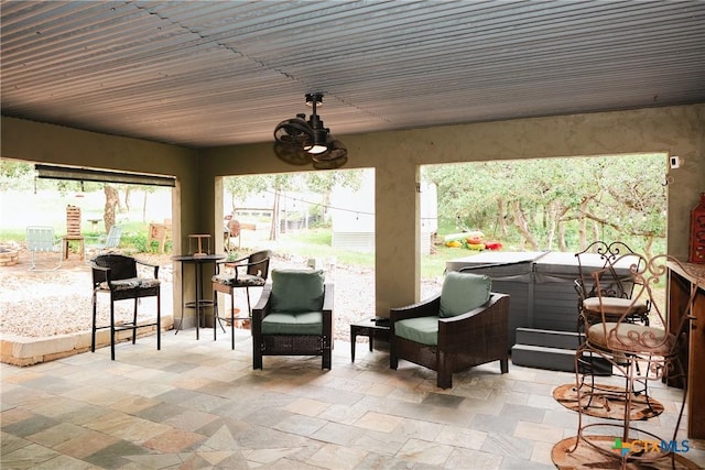 211 Cambridge Dr, New Braunfels, TX 78132 - sunroom featuring a hot tub