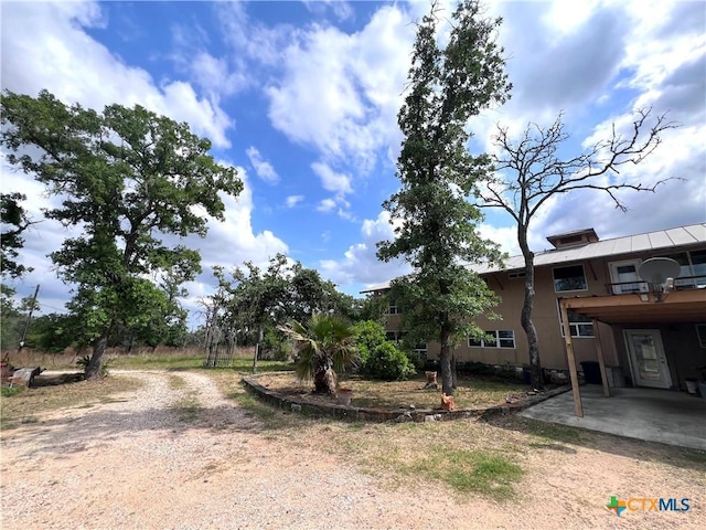 184 Guadalupe Hills Ln, Seguin, TX 78155 - view of yard featuring a patio area and dirt driveway