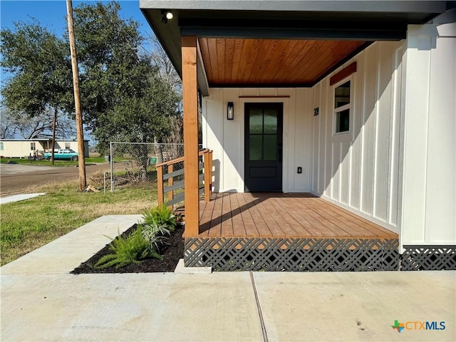 view of entrance to property