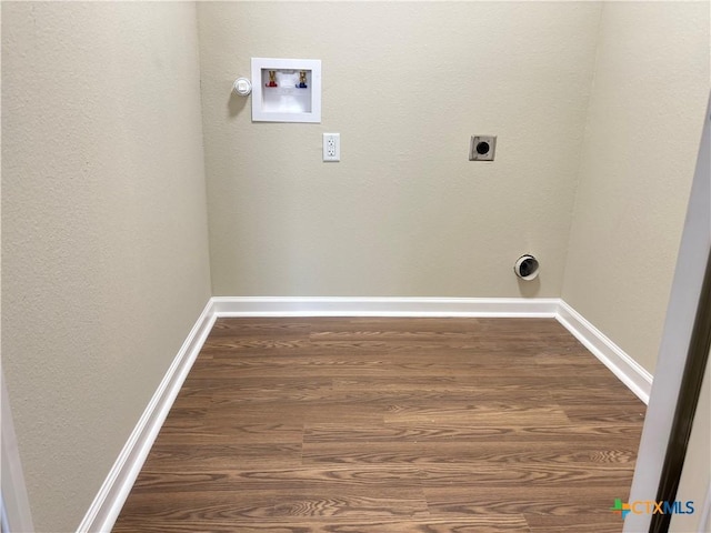 702 E 5th St, Nixon, TX 78140 - photo 15
