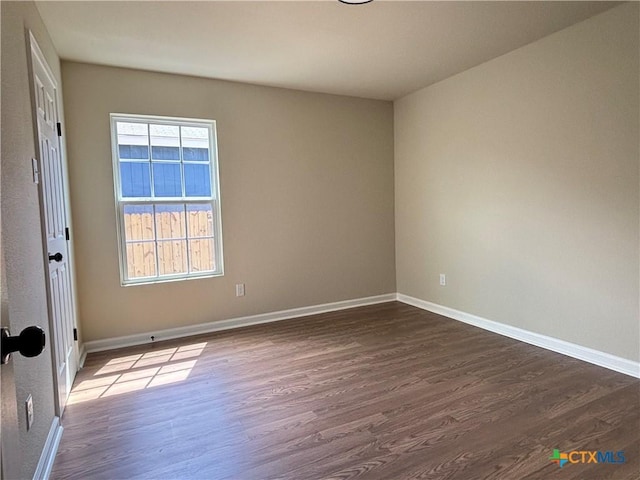 702 E 5th St, Nixon, TX 78140 - photo 23