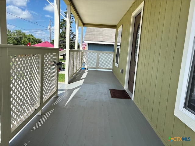 702 E 5th St, Nixon, TX 78140 - photo 4