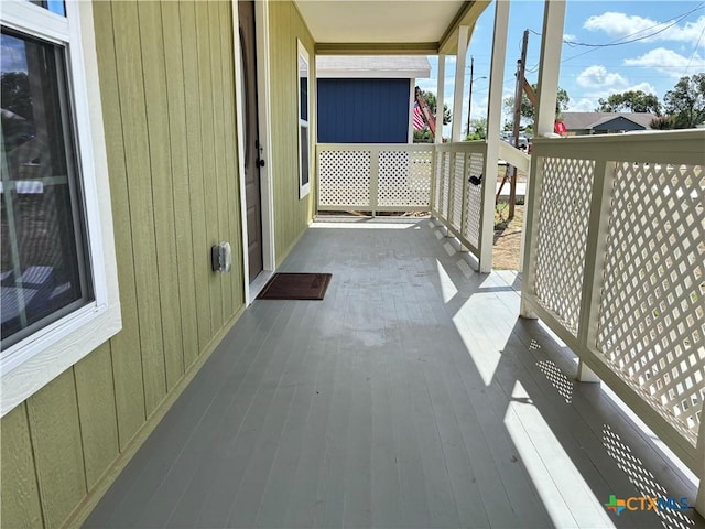702 E 5th St, Nixon, TX 78140 - photo 3