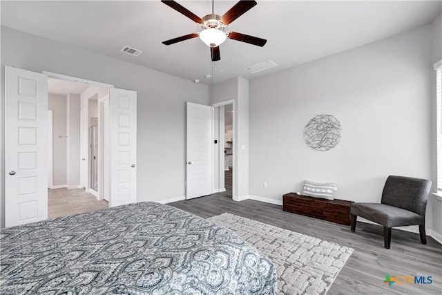 513 Foxbrook Way, Cibolo, TX 78108 - bedroom featuring wood finished floors, baseboards, and a ceiling fan