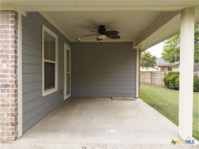 view of patio featuring ceiling fan