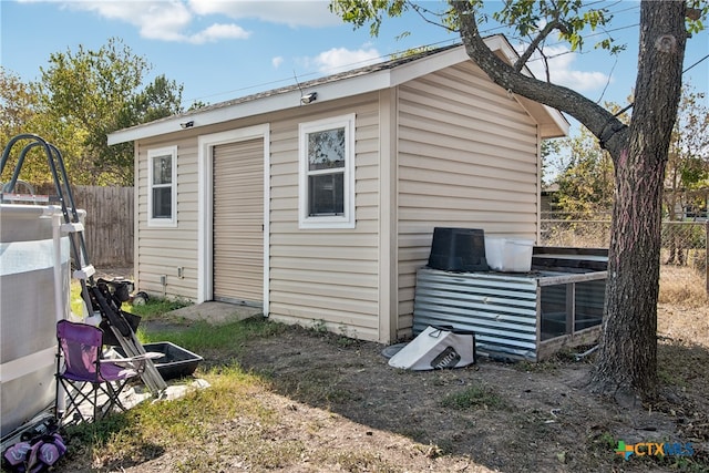 view of outbuilding