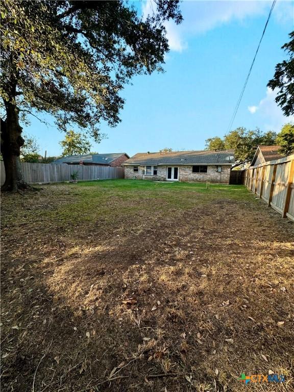 5407 Shirley St, Baytown, TX 77521 - view of yard