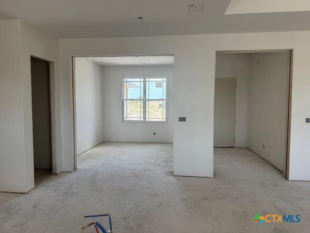 490 County Road 56, Copperas Cove, TX 76522 - spare room featuring unfinished concrete flooring