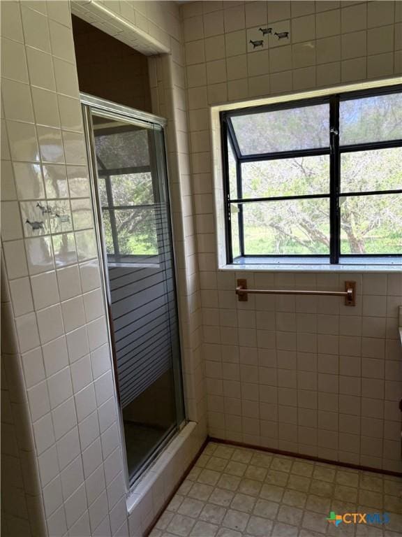 904 Deer Springs Dr, Burnet, TX 78611 - bathroom featuring a shower stall and healthy amount of natural light