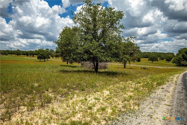 800 Powder Rdg, Luling, TX 78648
