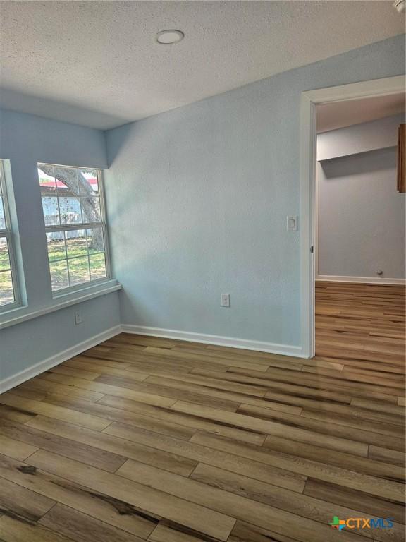 105 N Rhomberg St, Burnet, TX 78611 - photo 7