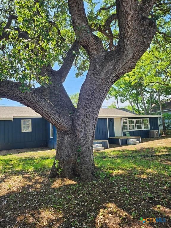 105 N Rhomberg St, Burnet, TX 78611 - photo 42