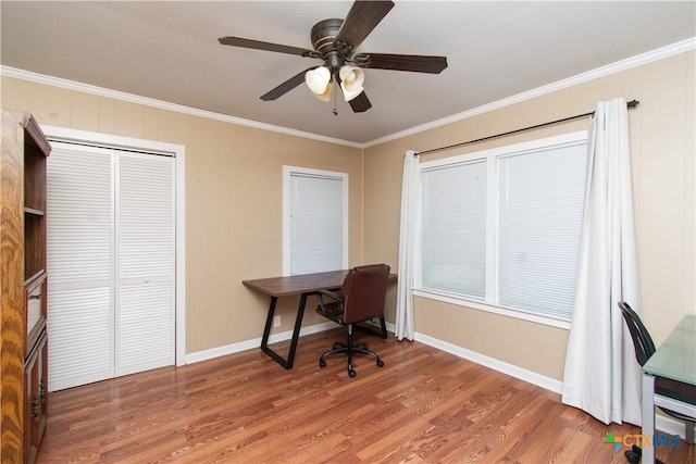 1401 N Penelope St, Belton, TX 76513 - office space with ornamental molding, wood finished floors, and ceiling fan