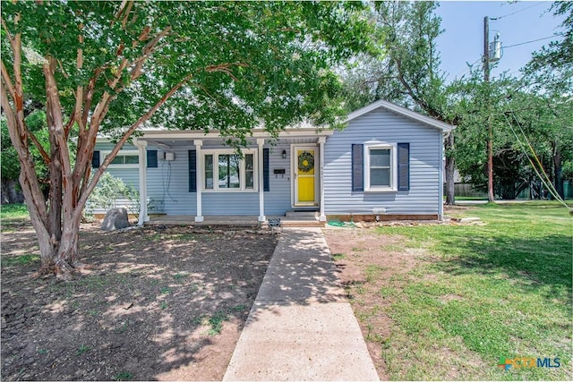 1401 N Penelope St, Belton, TX 76513 - view of front of property with a front yard