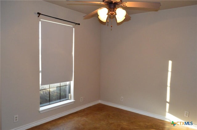391 County Road 3150, Kempner, TX 76539 - unfurnished room featuring a ceiling fan and concrete floors