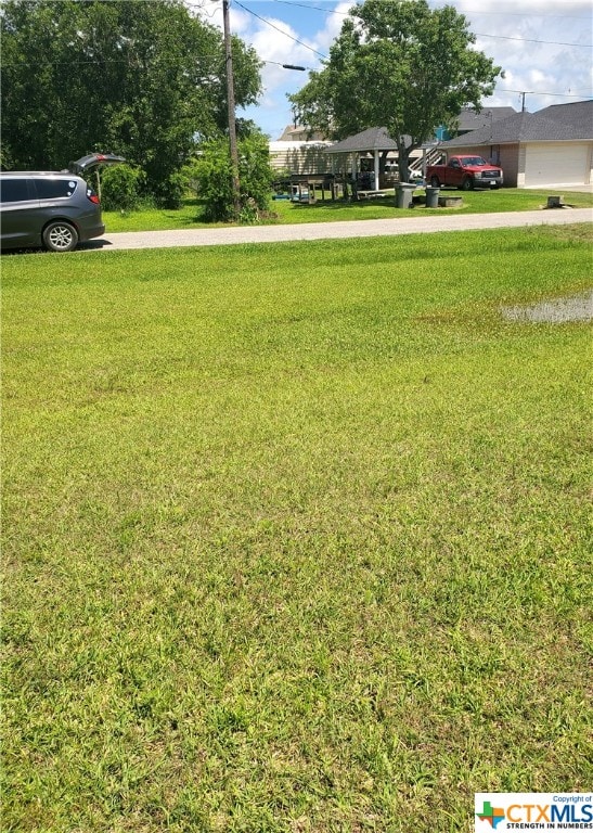 Listing photo 3 for 0 Pine St, Seadrift TX 77983