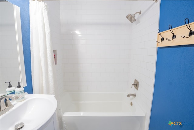 503 Maresh St, Taylor, TX 76574 - full bath featuring shower / bath combination with curtain and a sink
