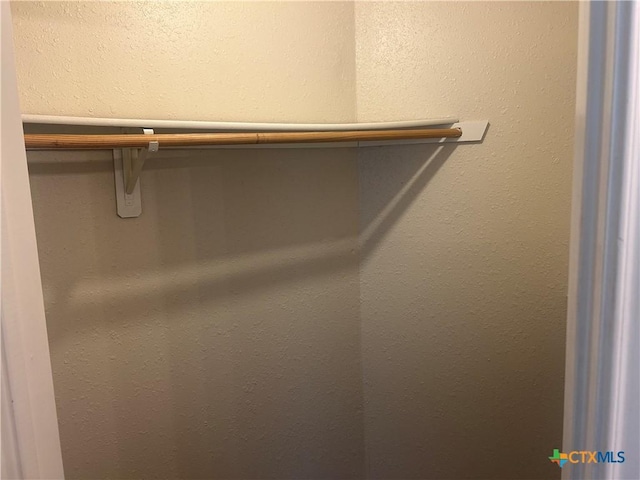3502 Levy Ln, Killeen, TX 76542 - view of walk in closet