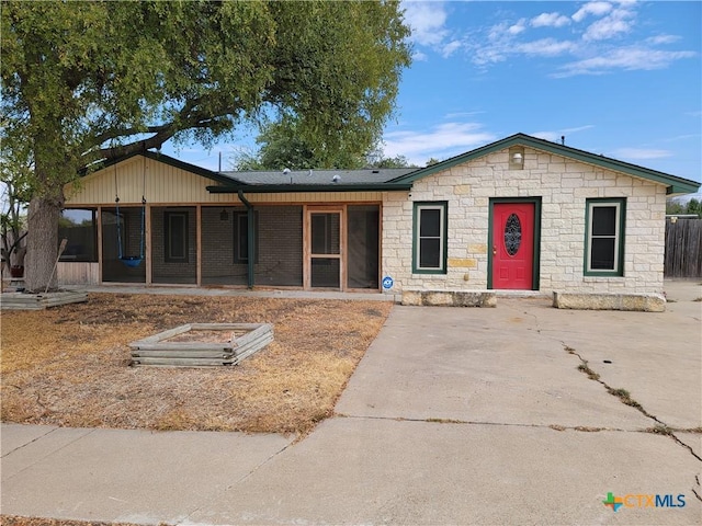 view of front of home