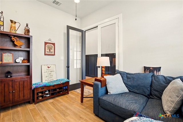 1911 Peres St, New Braunfels, TX 78132 - living area with light wood-type flooring