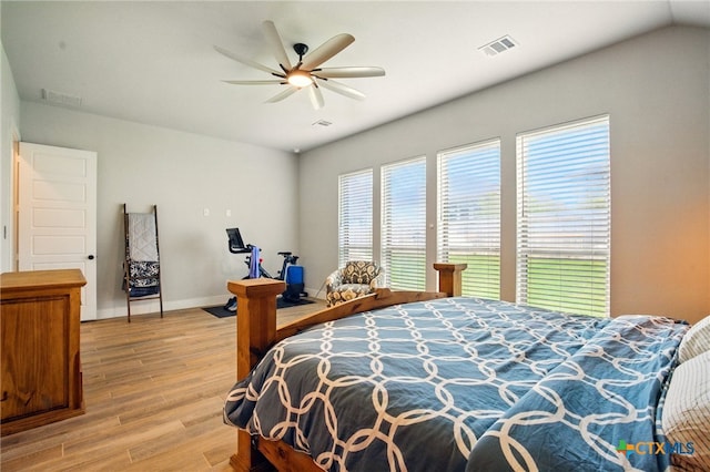 1911 Peres St, New Braunfels, TX 78132 - bedroom featuring light wood-type flooring, baseboards, and ceiling fan