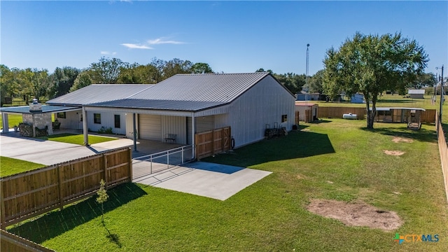 exterior space with a lawn