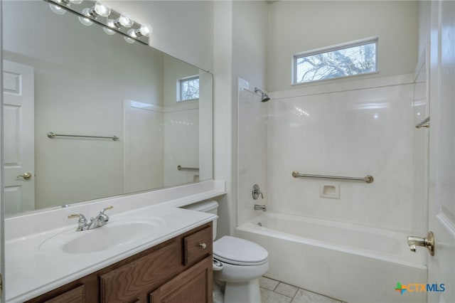 full bath featuring plenty of natural light, vanity, toilet, and shower / tub combination