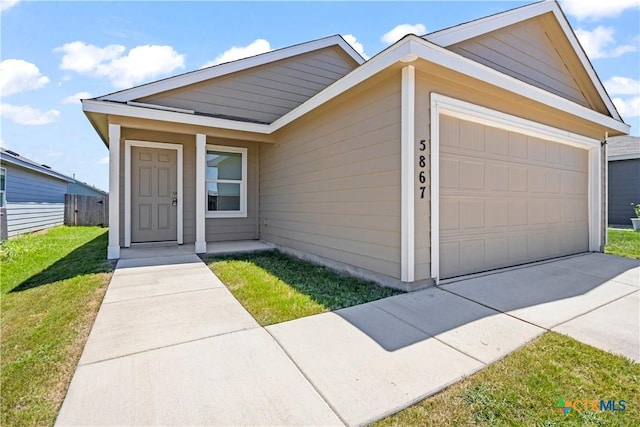 5867 Coahulia Rdg, Seguin, TX 78155 - photo 1