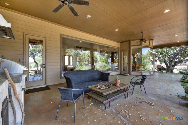 807 Lake Island Dr, Canyon Lake, TX 78133 - photo 38