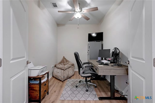 1512 Stonecrest Dr, Granite Shoals, TX 78654 - home office with a ceiling fan and light wood-style flooring
