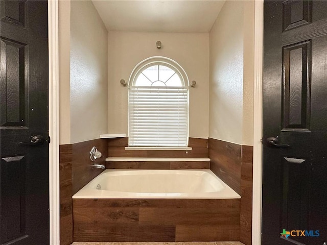 1106 Bowen Ave, Copperas Cove, TX 76522 - bathroom with a bath