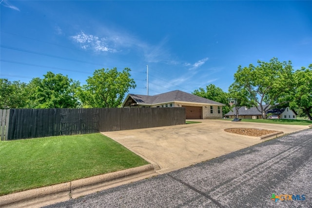 view of front of property with a front lawn