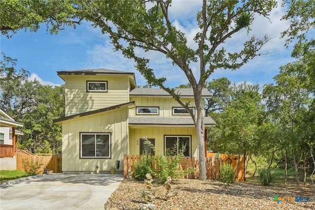 view of front of house